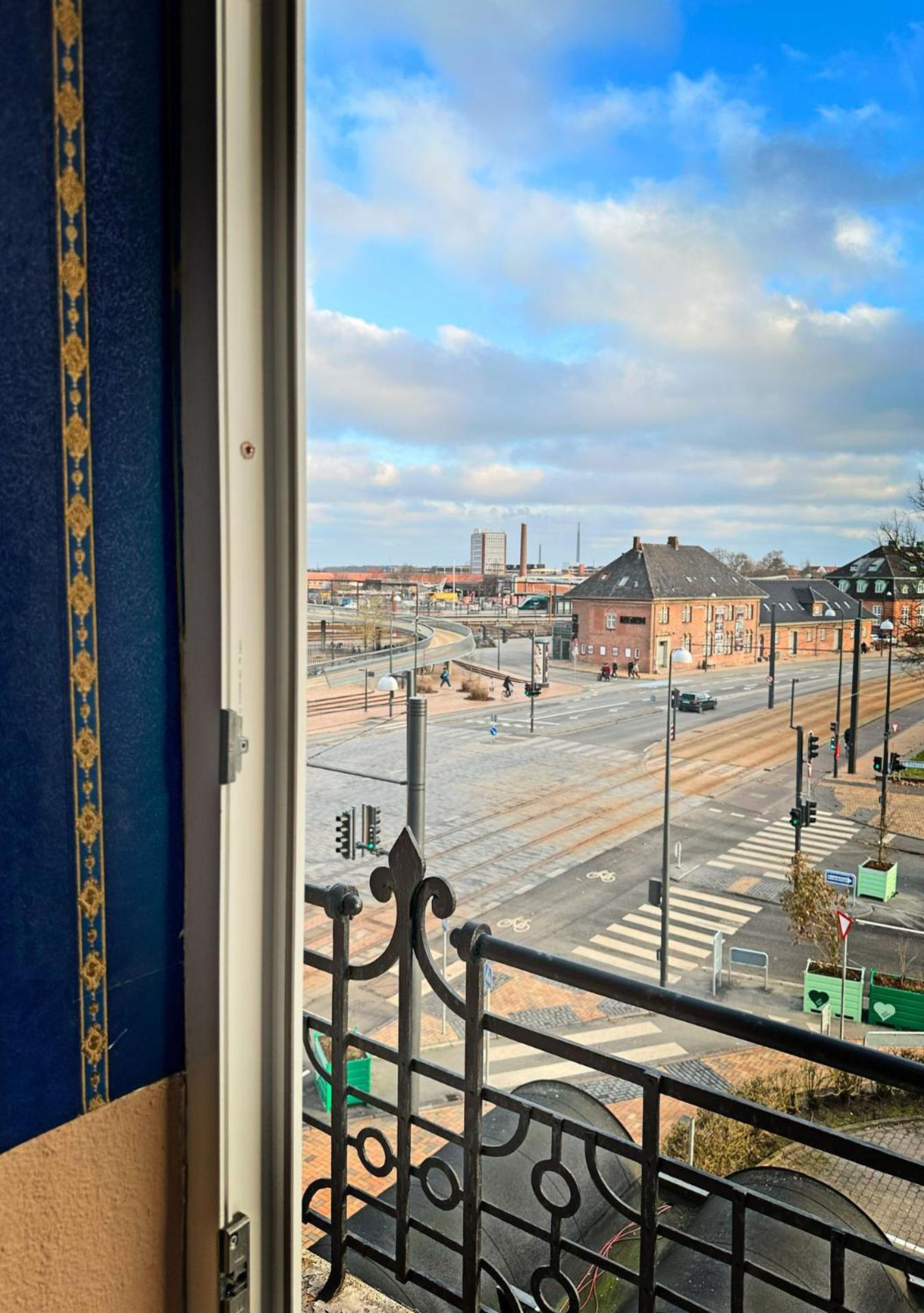 Milling Plaza Hotel 4*